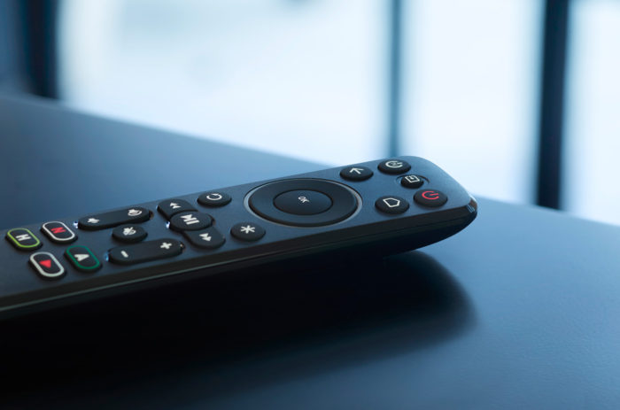 Sfaturi pentru alegerea unei telecomenzi universale